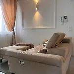 Velvet Apartment