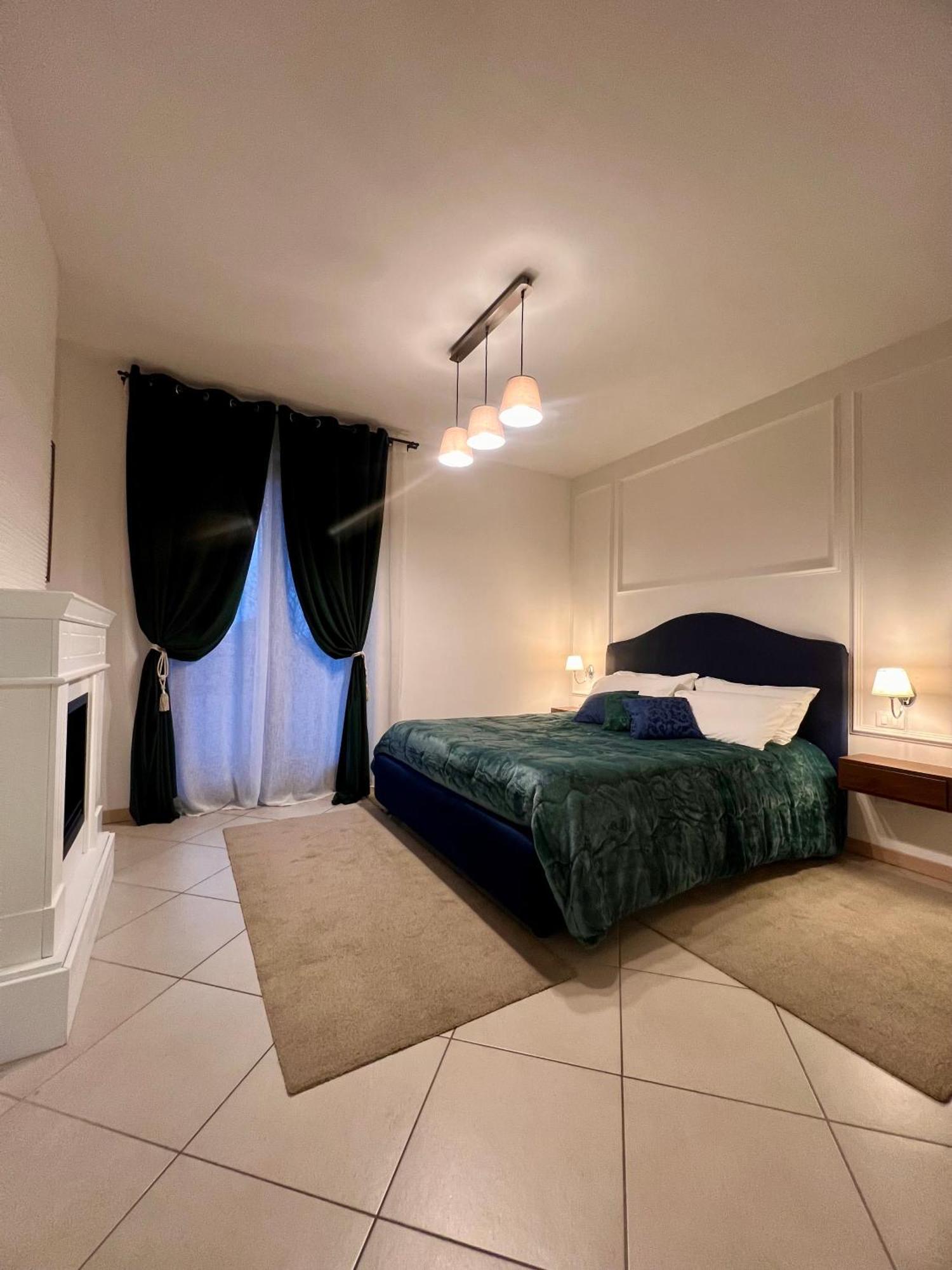 Apartment Velvet *